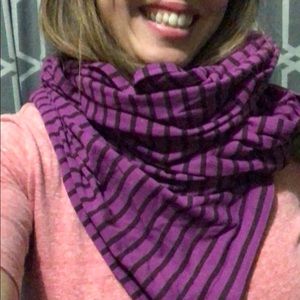 Lululemon vinyasa scarf